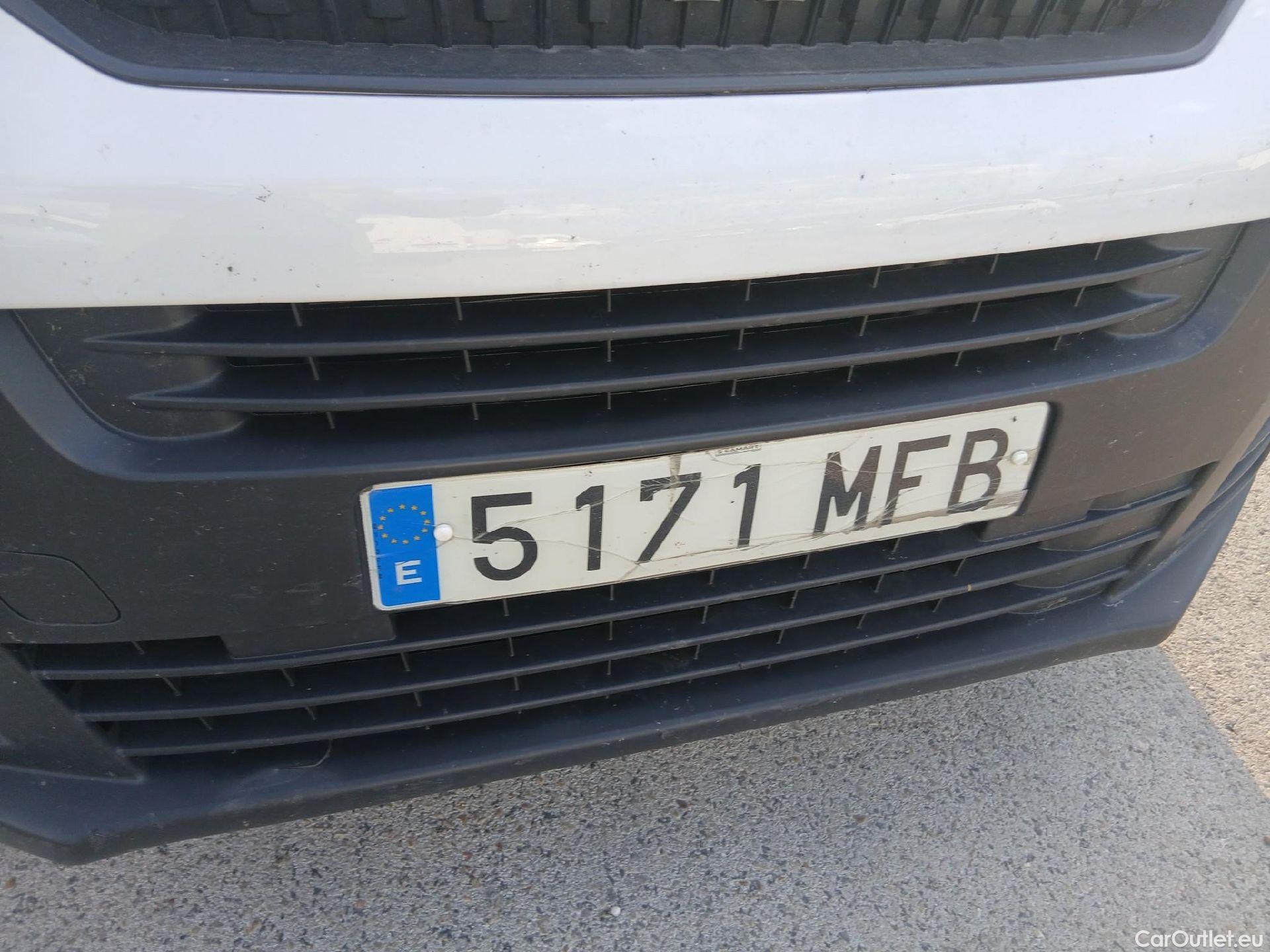  Peugeot  Expert PEUGEOT  / 2016 / 4P / furgón Furgón BlueHDi 120 S&S 6v Standard #11