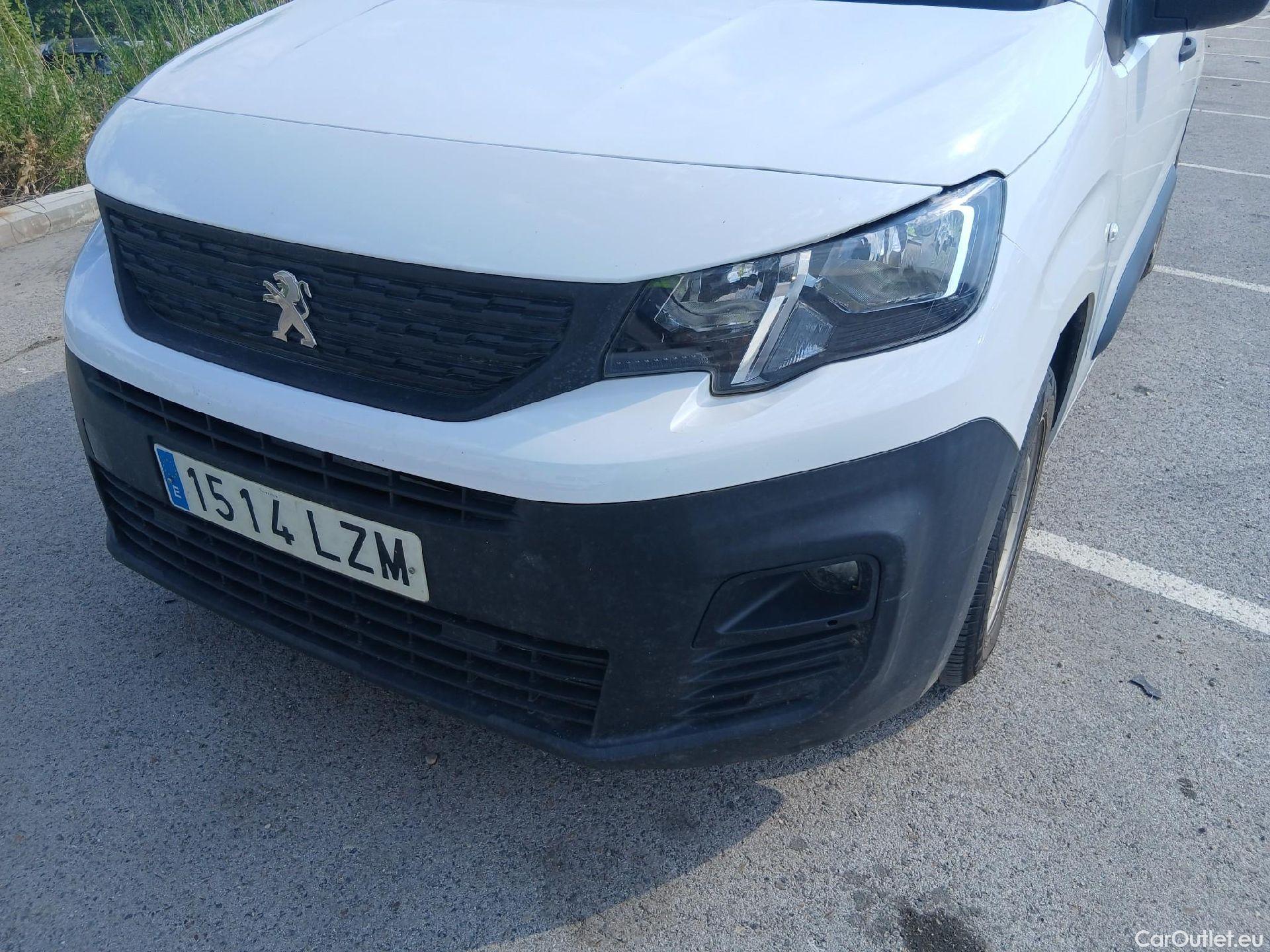  Peugeot  Partner PEUGEOT  / 2018 / 4P / furgón derivado de turismo Premium Standard 600kg BlueHDi 73kW #6