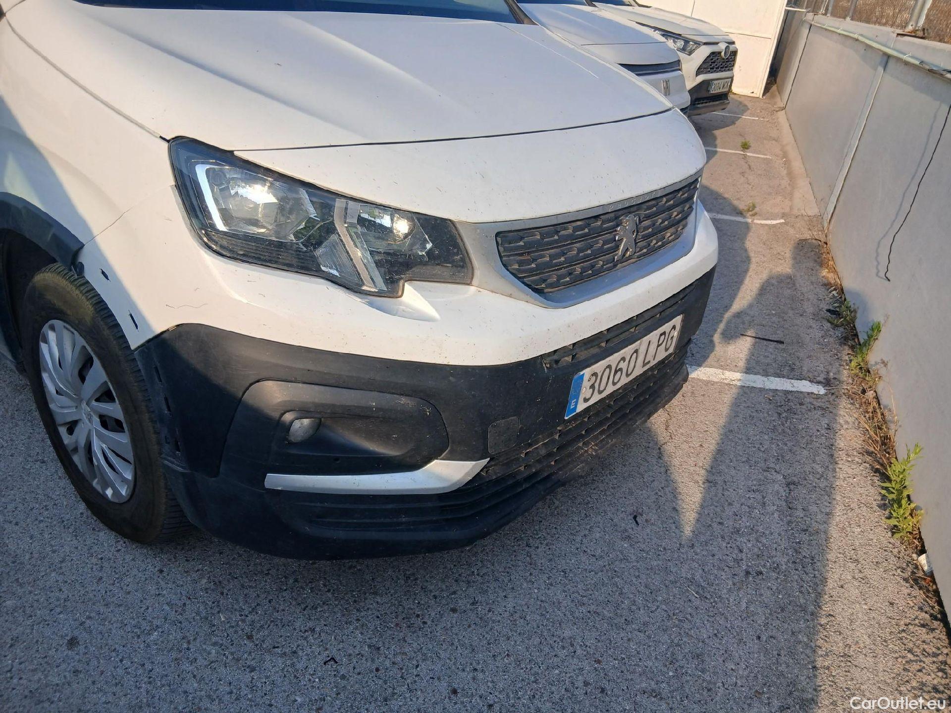  Peugeot  RIFTER PEUGEOT  / 2018 / 4P / combi Active Standard BlueHDi 73kW (IND) #18