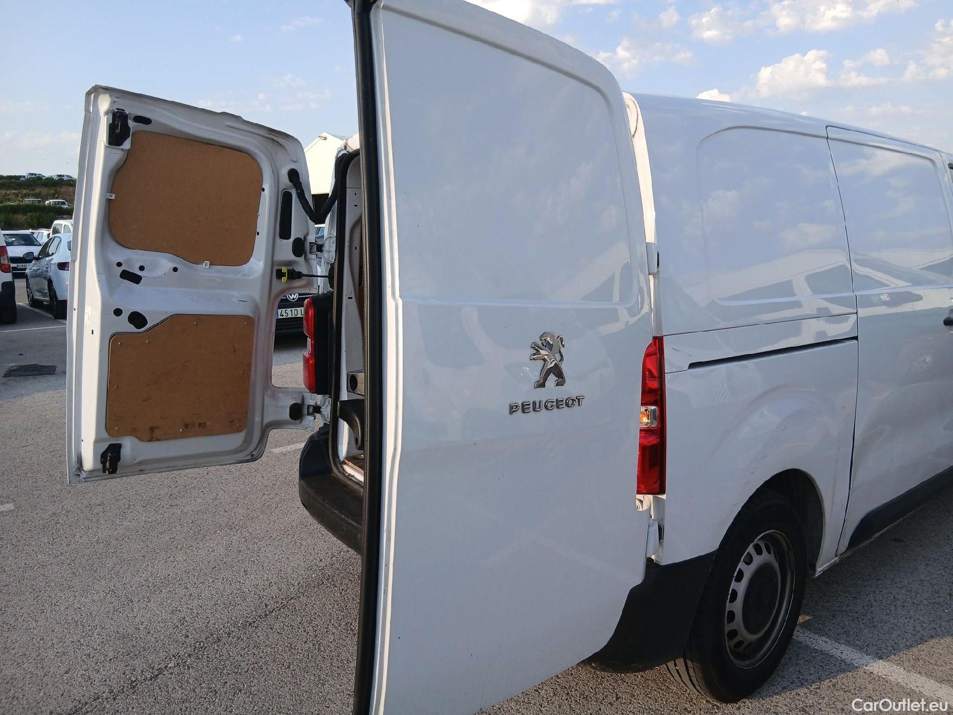  Peugeot  Expert PEUGEOT  / 2016 / 4P / furgón Furgón BlueHDi 120 S&S 6v Standard #21