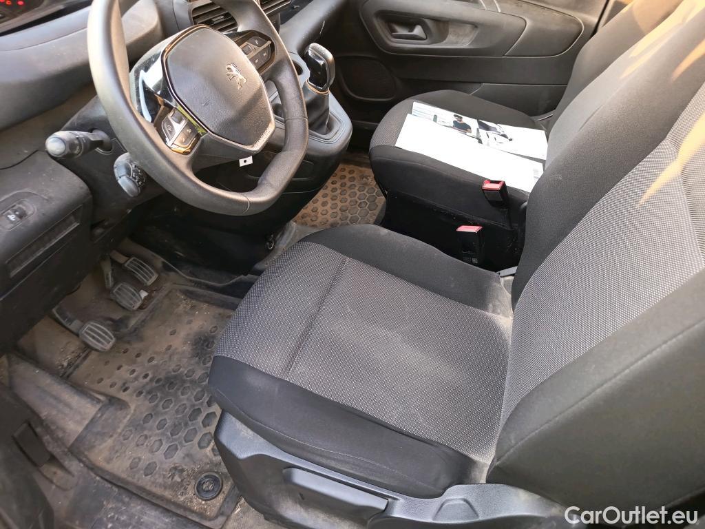  Peugeot  Partner PEUGEOT  / 2018 / 4P / furgón derivado de turismo Premium Standard 600kg BlueHDi 73kW #7