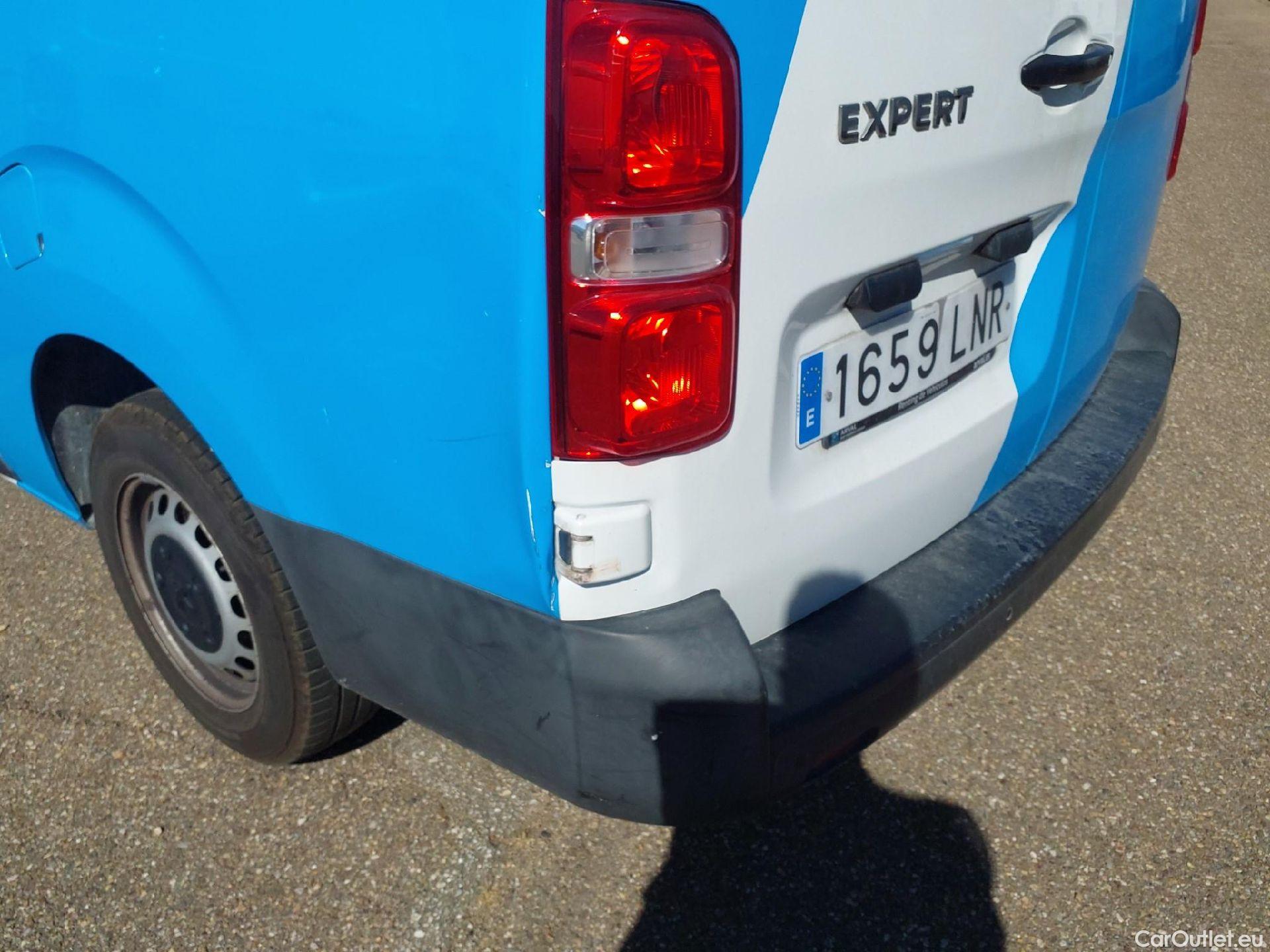  Peugeot  Expert PEUGEOT  / 2016 / 4P / furgón Furgón Premium 2.0 BlueHDi 120 S&S Long #13