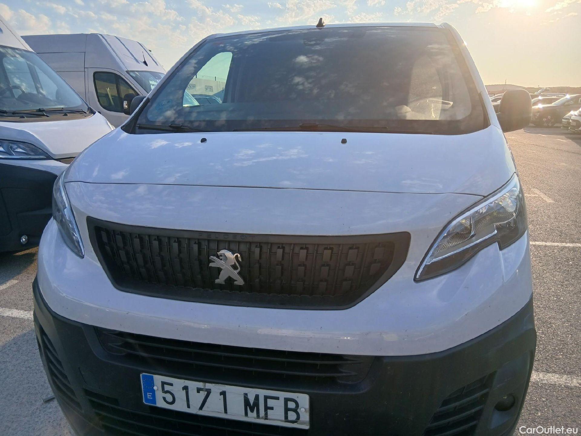  Peugeot  Expert PEUGEOT  / 2016 / 4P / furgón Furgón BlueHDi 120 S&S 6v Standard #3