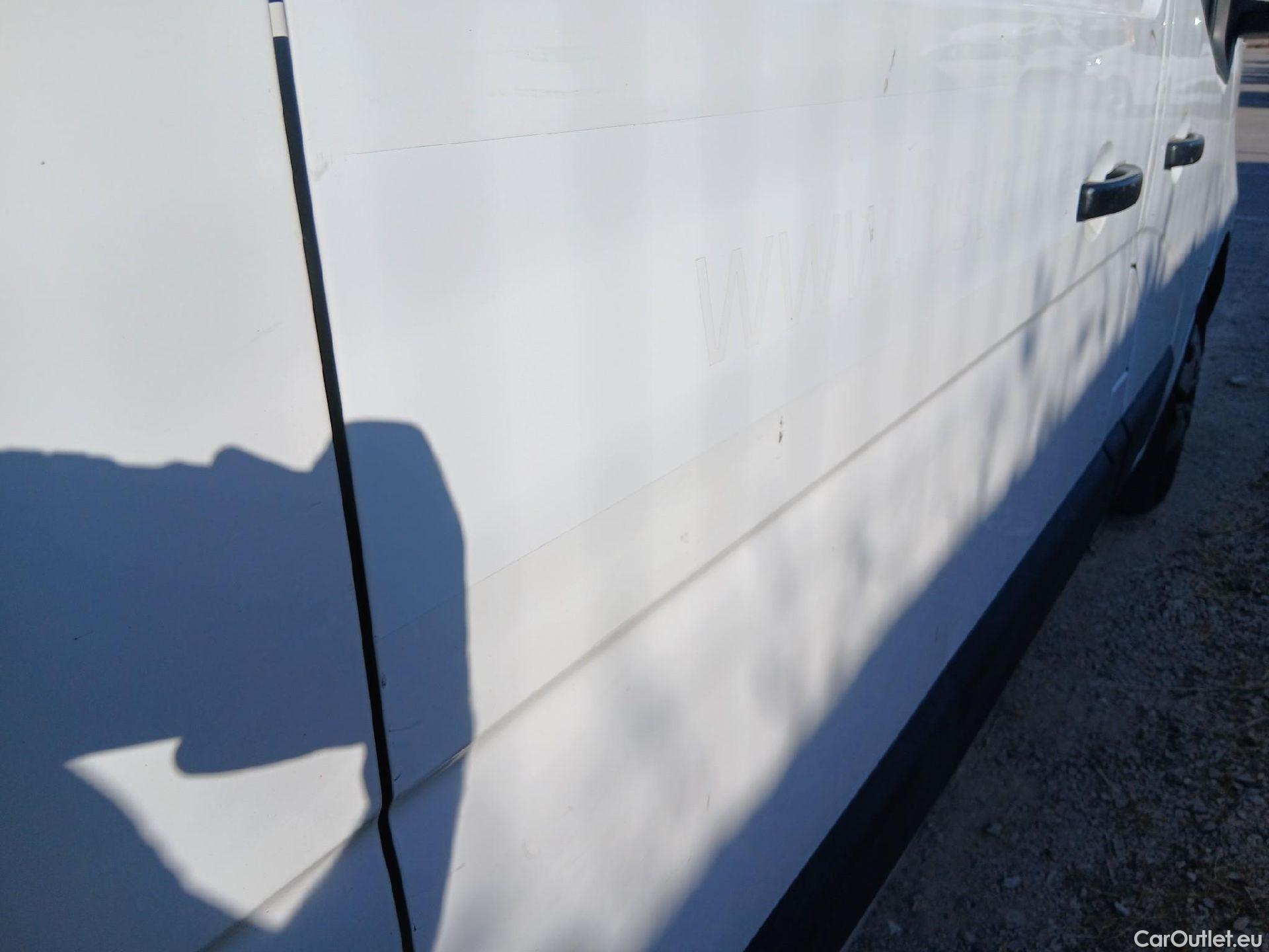  Nissan  NV400 NISSAN  / 2011 / 4P / furgón L2H2 3,5T 2.3dCi EU6 96kW FWD BASIC #25