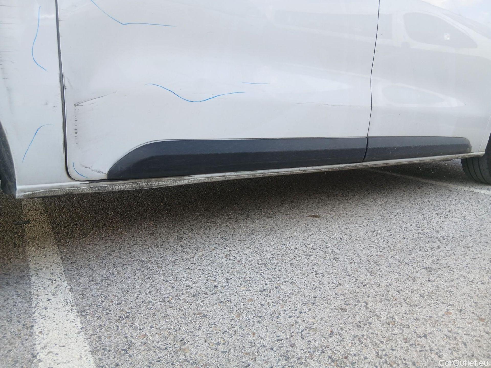  Peugeot  Expert PEUGEOT  / 2016 / 4P / furgón Furgón BlueHDi 120 S&S 6v Standard #28