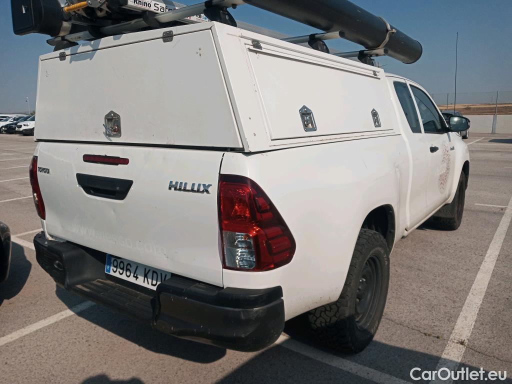  Toyota  Hilux TOYOTA  VU 2p 7G pickup 2.4 D-4D Cabina Extra GX 4x4 #19