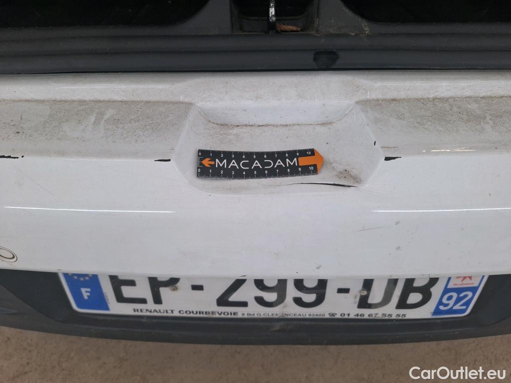  Renault  Clio  IV Air MediaNav 1.5 dCi 75CV BVM5 E6 #18