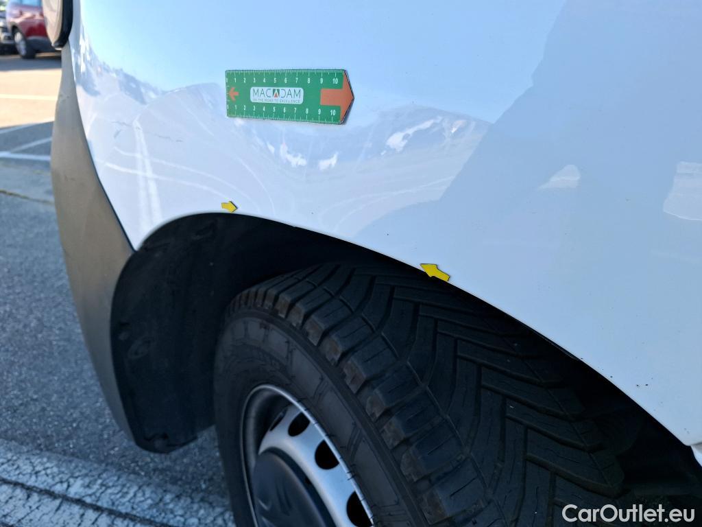  Renault  Master RENAULT  / 2019 / 4P / Fourgon tôlé FG Tr GCF F3500 L3H2 Blue dCi 135 #13