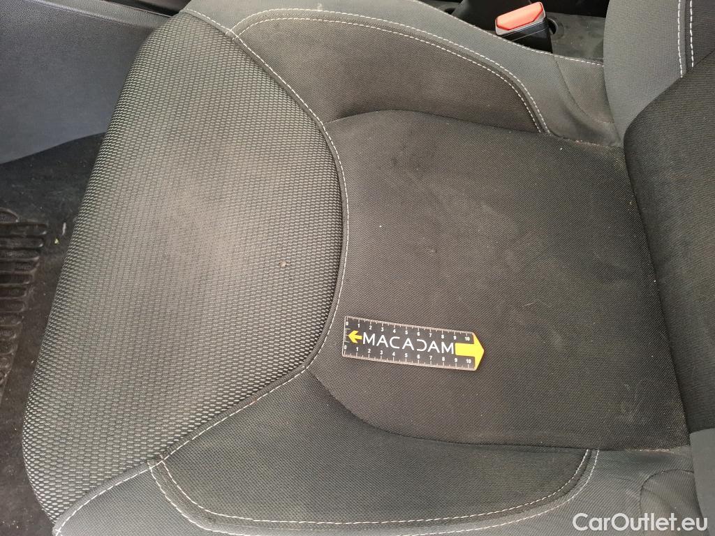  Renault  Clio  IV Air MediaNav 1.5 dCi 75CV BVM5 E6 #44