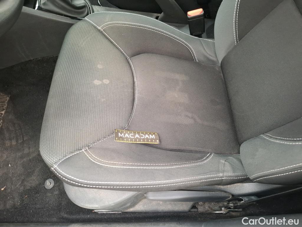  Renault  Clio  IV Air MediaNav 1.5 dCi 90CV BVM5 E6 #24