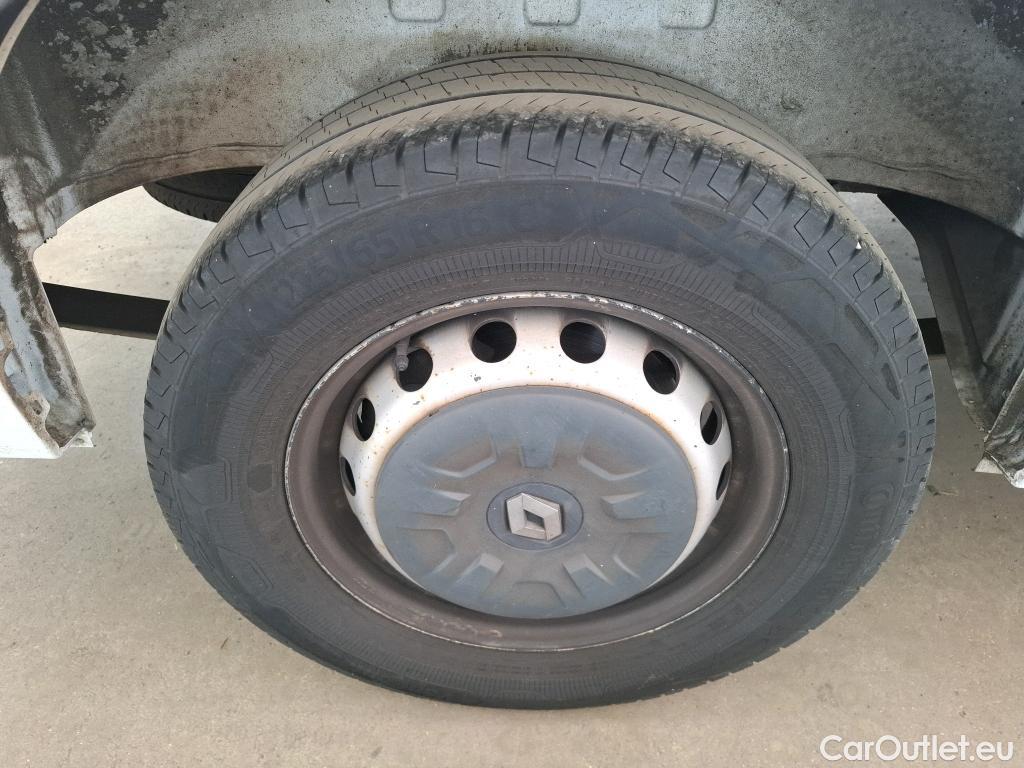  Renault  Master  III Fourgon L1H1 3 5 Grand Confort 2.3 dCi 135CV BVM6 E6dT #38