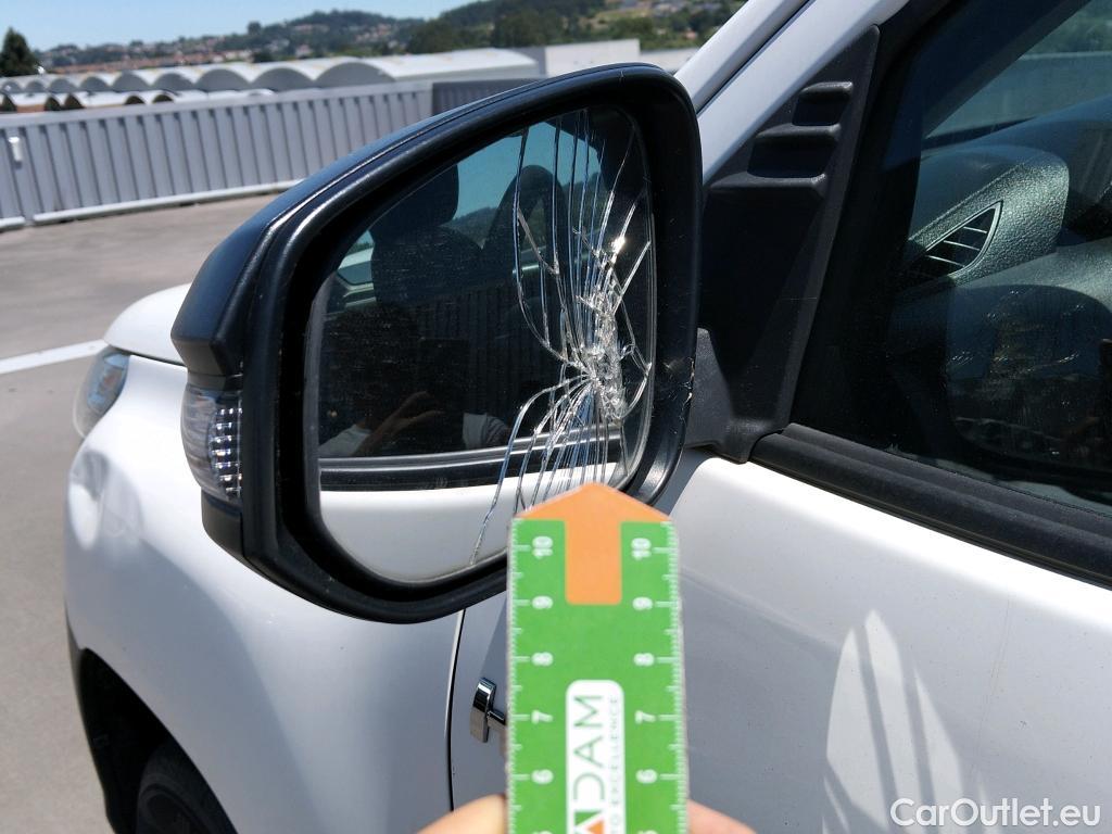  Toyota  Hilux TOYOTA  / 2016 / 2P / pickup 2.4 D-4D Cabina Extra GX #29