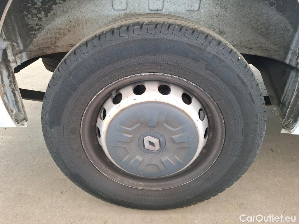  Renault  Master  III Fourgon L1H1 3 5 Grand Confort 2.3 dCi 135CV BVM6 E6dT #39