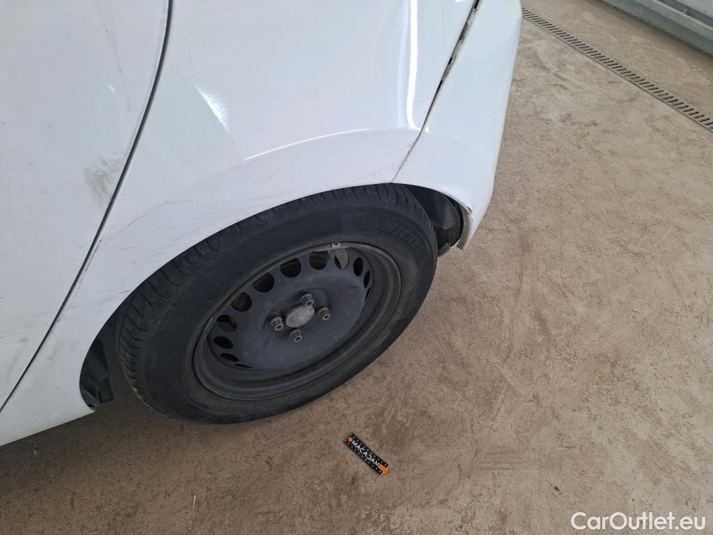  Renault  Clio  IV Air MediaNav 1.5 dCi 75CV BVM5 E6 #48