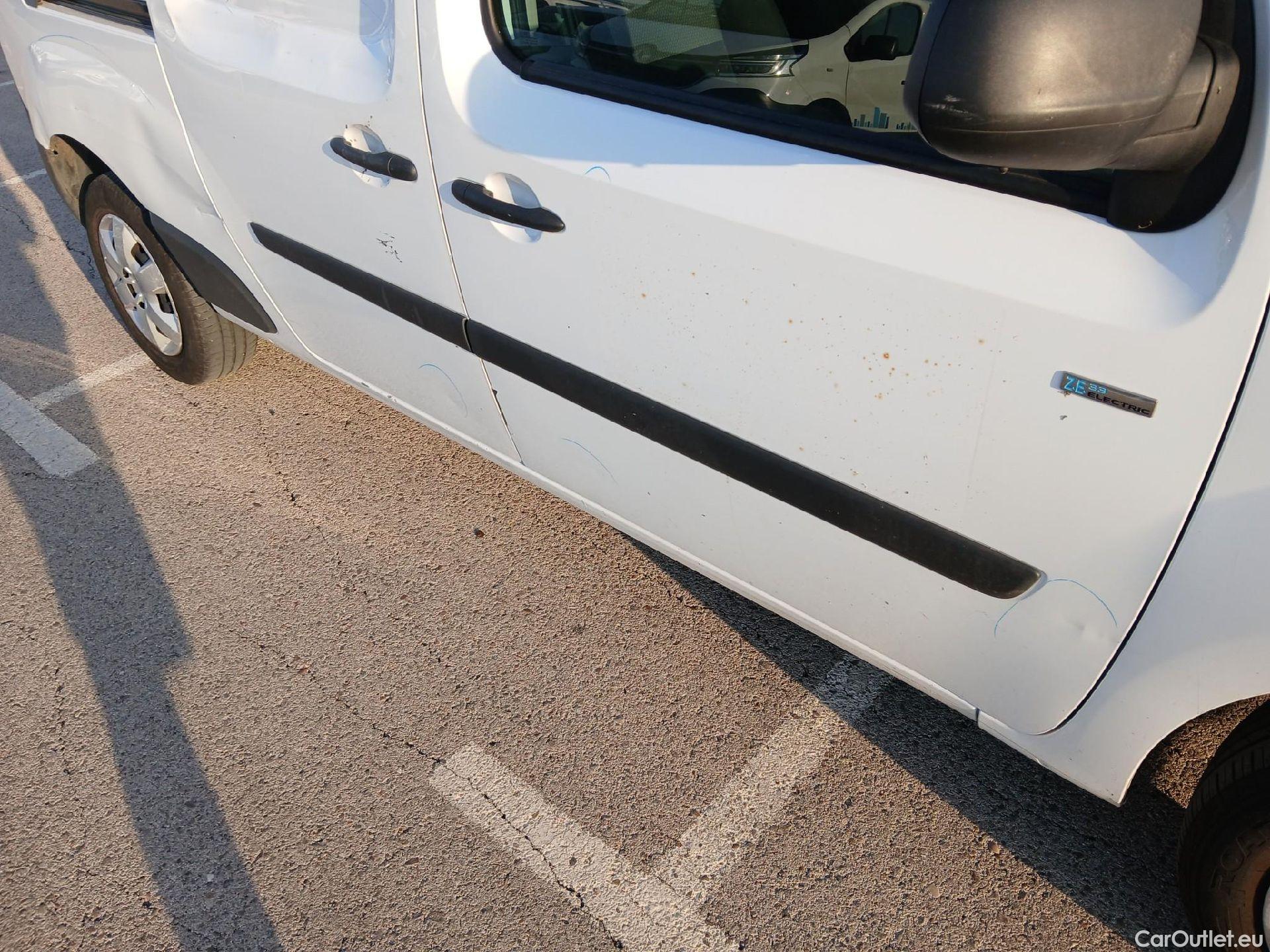  Renault  Kangoo RENAULT  Z.E./2013/4P/furgón derivado de turismo Maxi Z.E. 2 plazas #41