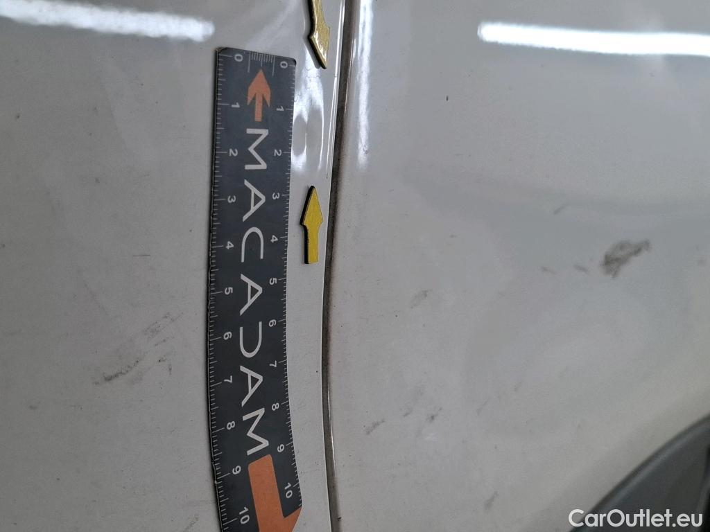  Renault  Clio  IV Air MediaNav 1.5 dCi 75CV BVM5 E6 #37