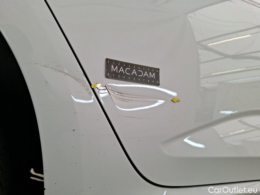  Renault  Megane  IV Berline 5pt. Société Air Nav 1.5 dCi 90CV BVM6 E6 #18