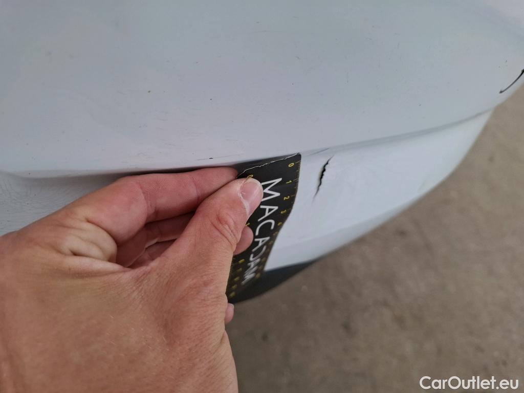  Renault  Megane  IV Berline 5pt. Société Air Nav 1.5 dCi 90CV BVM6 E6 #30