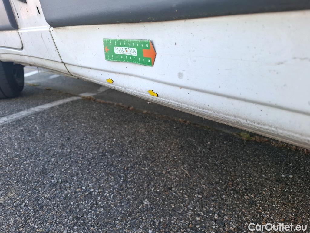  Peugeot  Boxer PEUGEOT  VU 4p Fourgon 2.2 E-HDI 130 PACK CLIM NAV 330 L1H1 #60