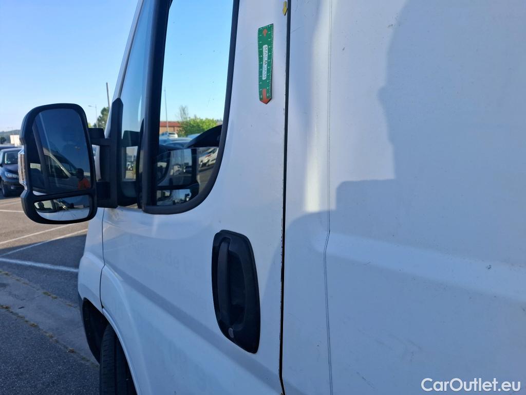  Peugeot  Boxer PEUGEOT  VU 4p Fourgon 2.2 E-HDI 130 PACK CLIM NAV 330 L1H1 #46