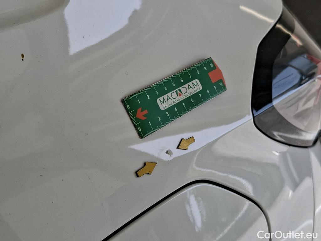  Peugeot  208  Premium 1.5 HDi 100CV BVM6 E6d #35