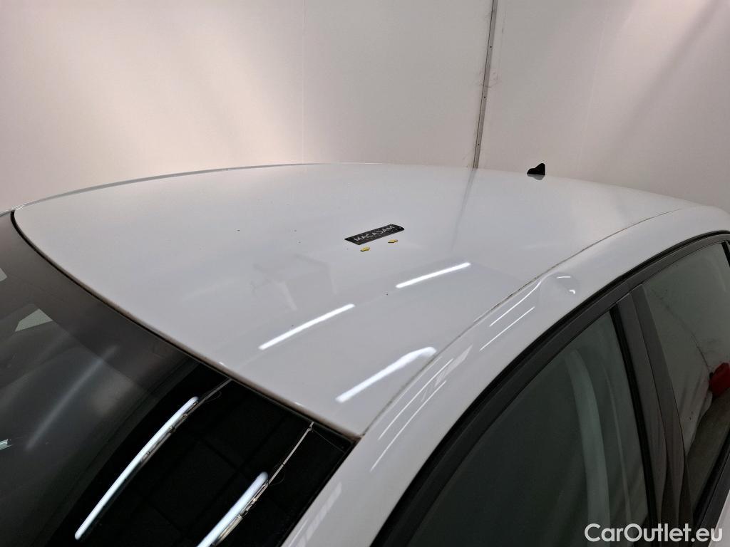  Peugeot  308  / 2017 / 5P / Berline BlueHDi 130 EAT6 S&S ACTIVE BUSINESS / TRANSFO VP/VF #79