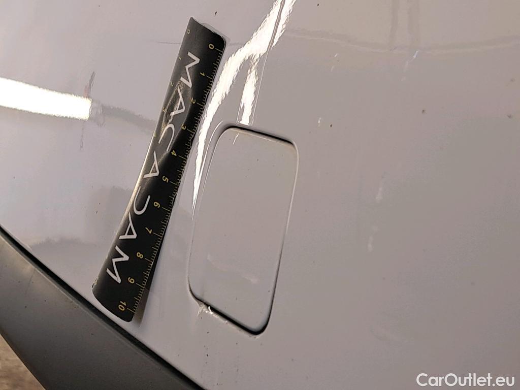  Peugeot  308  Premium 1.6 HDi 100CV BVM5 E6 #2