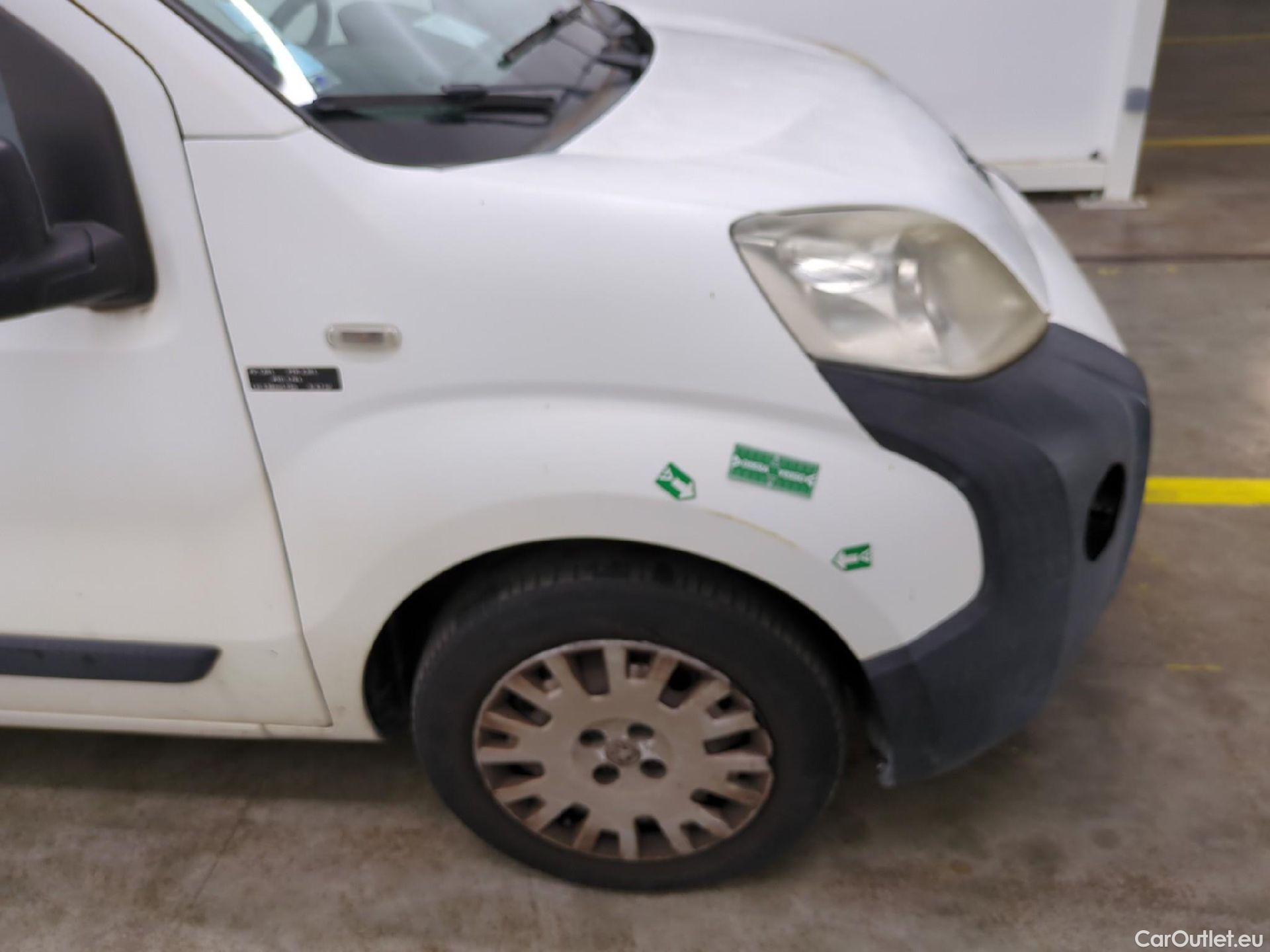 Peugeot  Bipper PEUGEOT  VU 4p Fourgonnette 1.3 HDI PACK CLIM PLUS 117 L1 #6