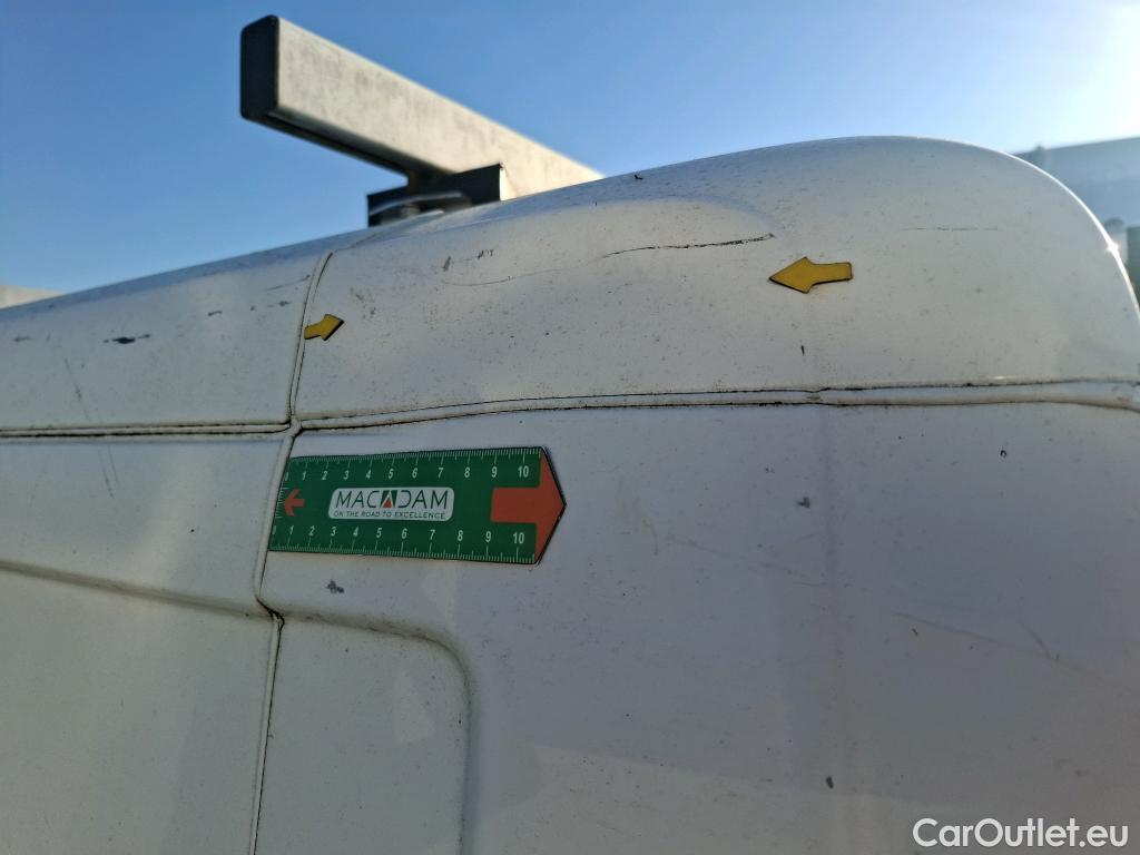  Peugeot  Boxer PEUGEOT  VU 4p Fourgon 2.2 E-HDI 130 PACK CLIM NAV 330 L1H1 #40