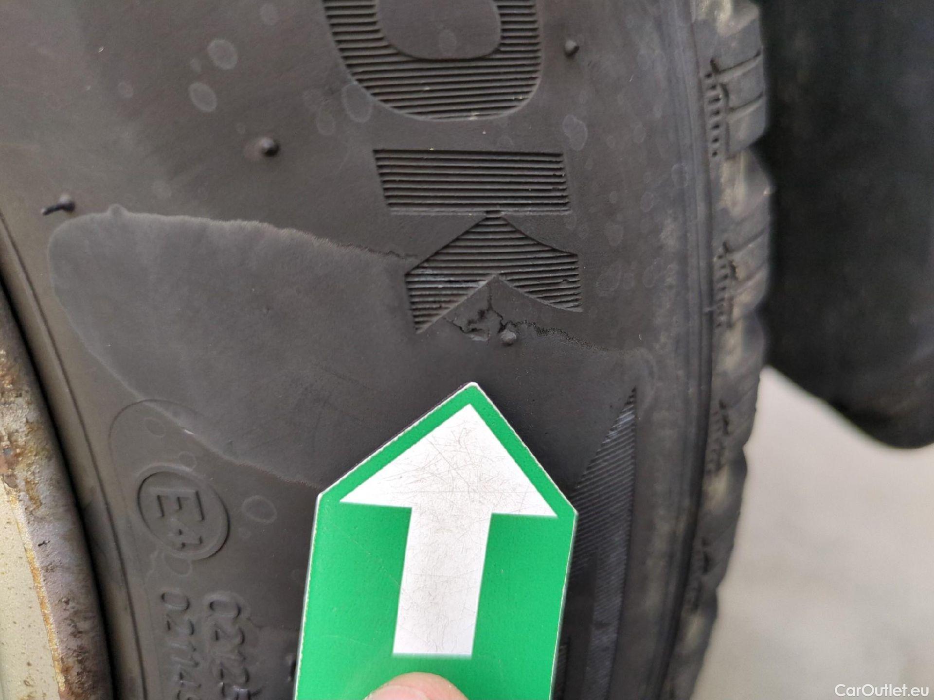  Citroen  Berlingo  Fourgon Club M 650 1.5 BlueHDi 75CV BVM5 E6dT #26