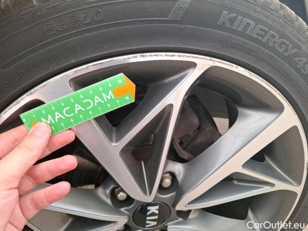  KIA  Niro  Premium 1.6 140CV BVA6 E6dT #31