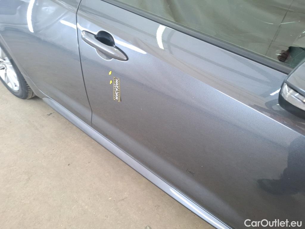  Toyota  Corolla TOYOTA  / 2022 / 5P / Berline Hybride 140h Dynamic Business Beyond Zer #49