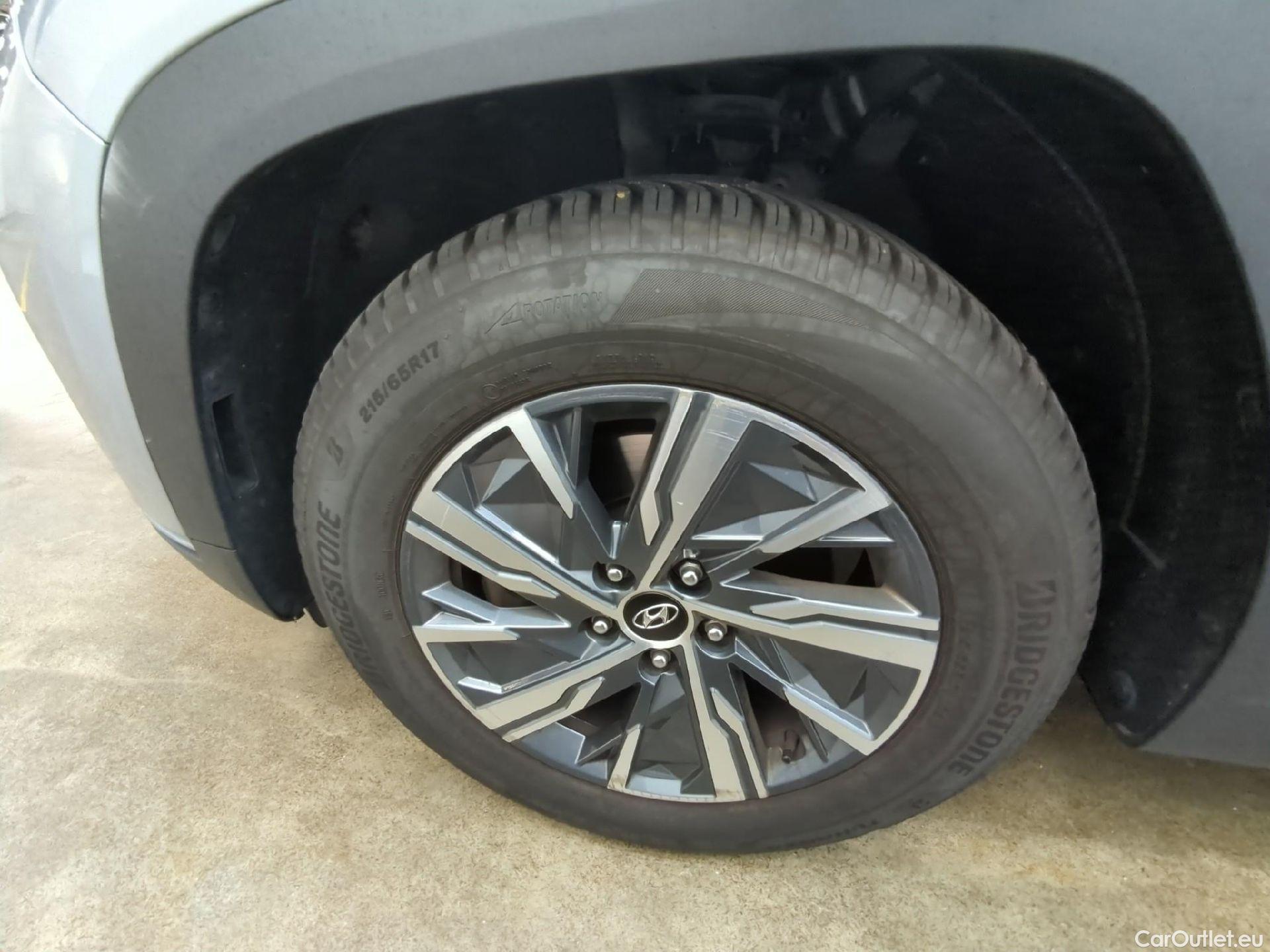  Hyundai  Tucson  Business Mild-Hybrid 2WD 1.6 CRDI 135CV BVA7 E6d #9