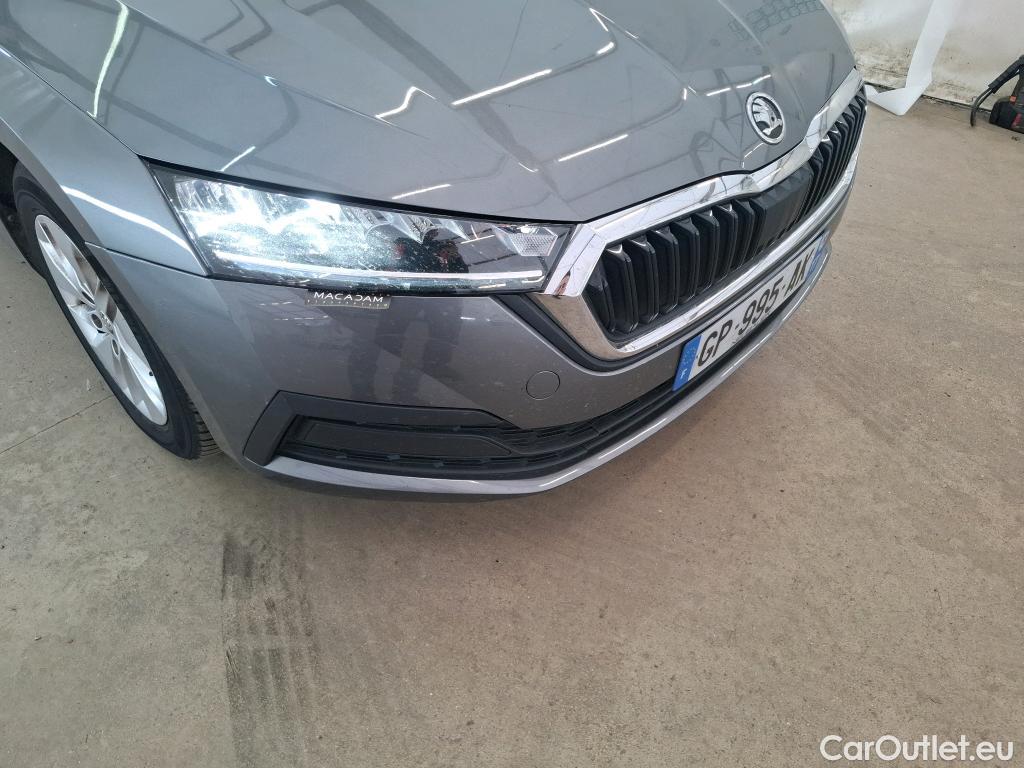  Skoda  Octavia  Berline Ambition 2.0 TDI 150CV BVA7 E6d #25