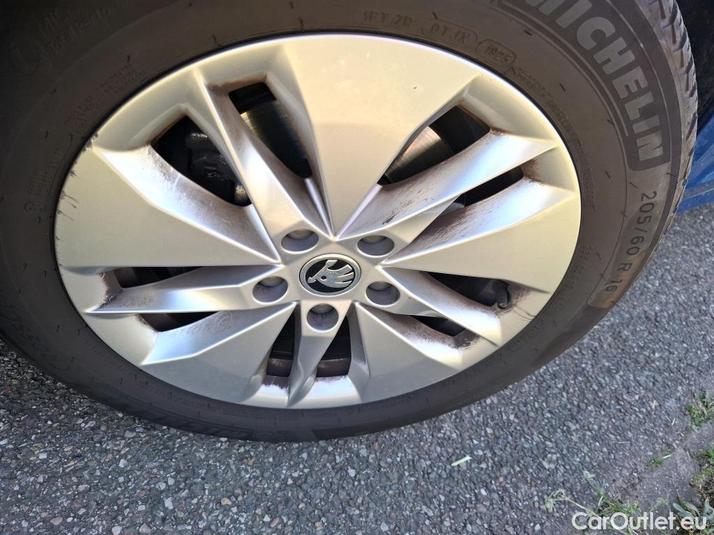  Skoda  Octavia  Break Business 2.0 TDI 150CV BVA7 E6d #49