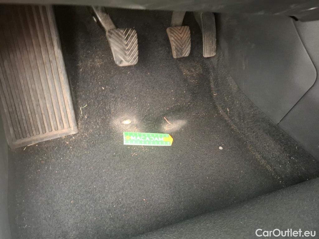  Hyundai  i30 HYUNDAI  Sport Wagon  2020  5P  Break 1 0 TGDI 120 MHEV I MT CREATIVE SW #18