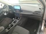 i30