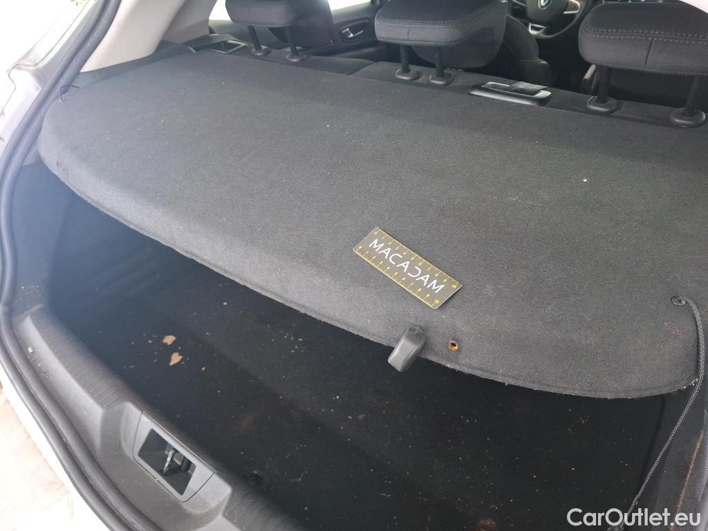  Renault  Megane  IV Berline 5pt. Business 1.5 dCi 115CV BVM6 E6d #74