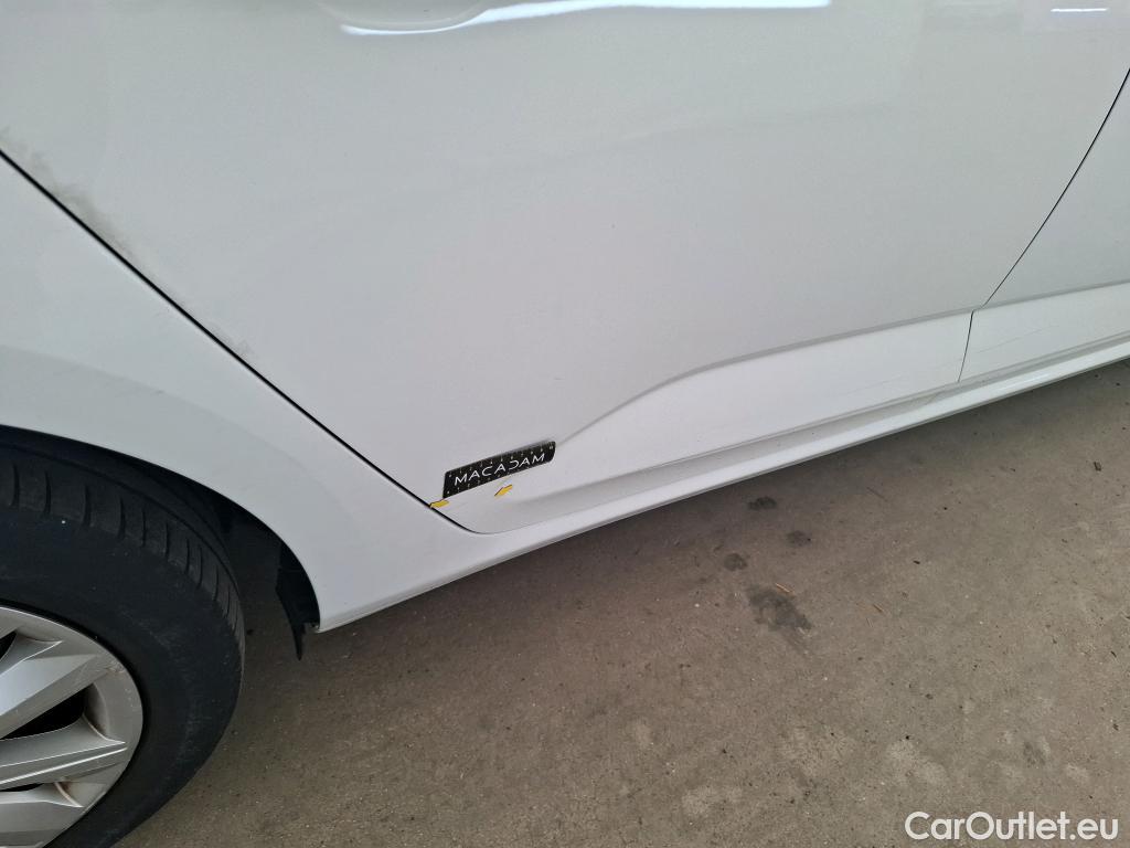  Renault  Megane  IV Estate Business 1.5 dCi 115CV BVM6 E6d #62