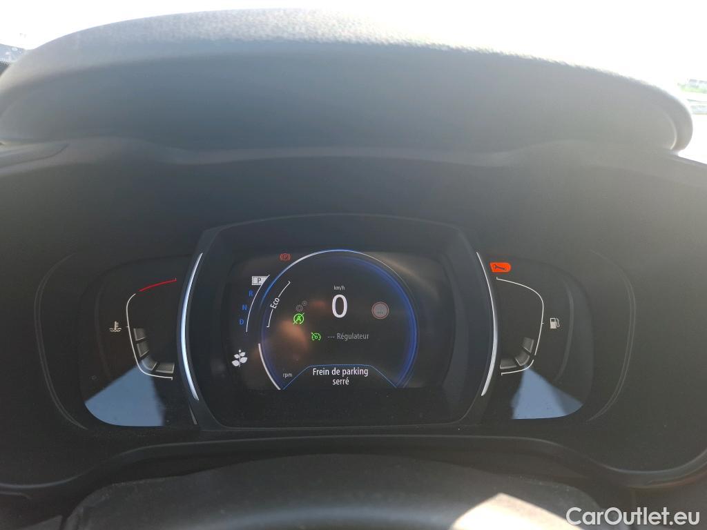  Renault  Kadjar RENAULT  / 2018 / 5P / Crossover Evolution dCi 115 EDC #13