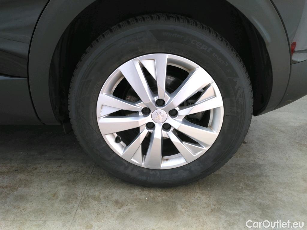  Peugeot  3008  Active Pack 1.5 HDi 130CV BVA8 E6d #48