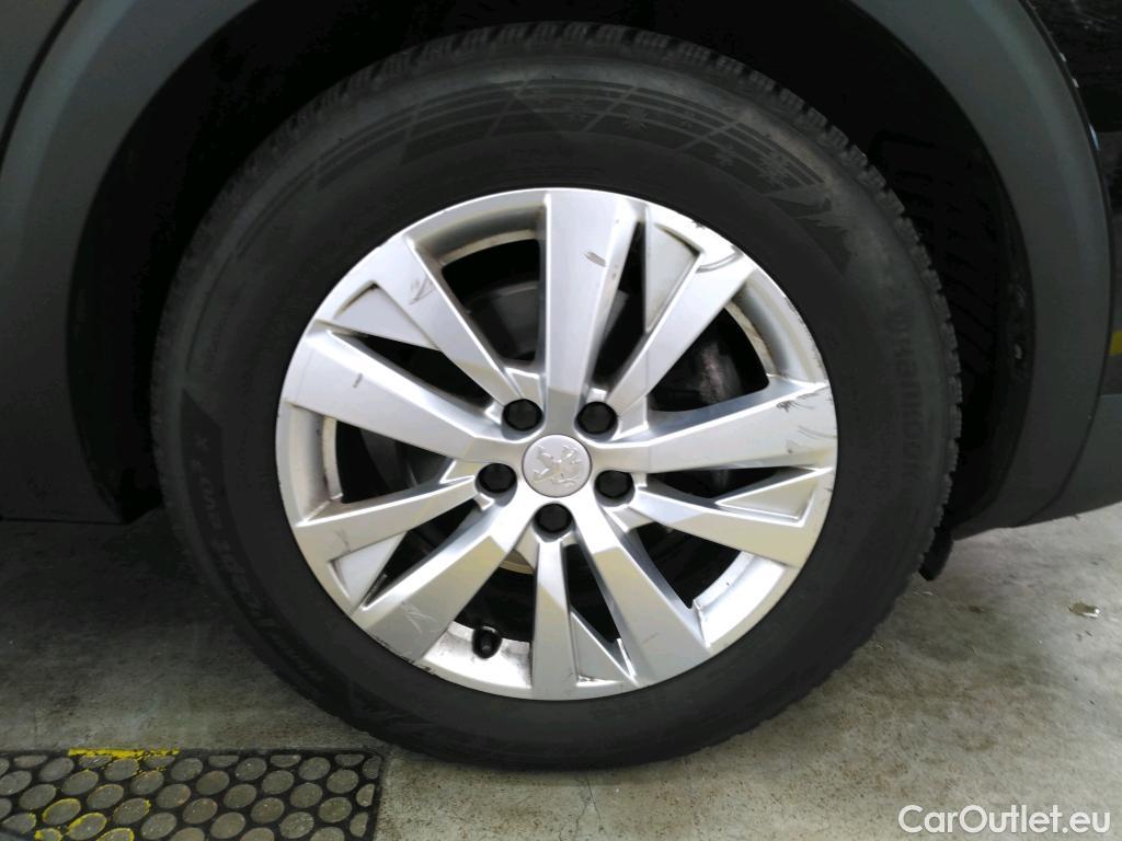  Peugeot  3008  Active Pack 1.5 HDi 130CV BVA8 E6d #15