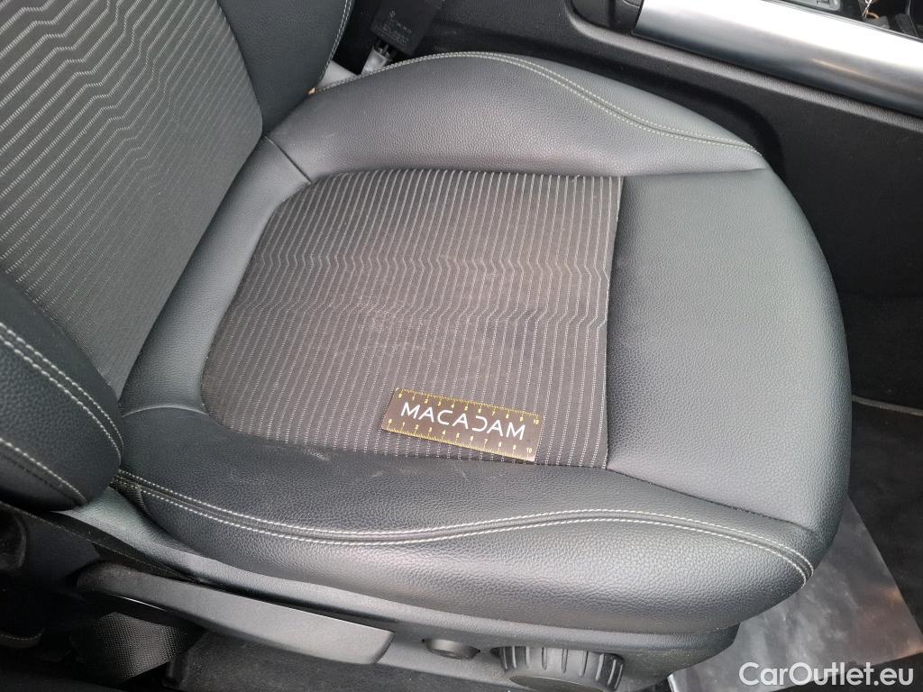  Mercedes  GLA MERCEDES-BENZ  / 2020 / 5P / SUV 2.0  200 D BUSINESS LINE DCT #36