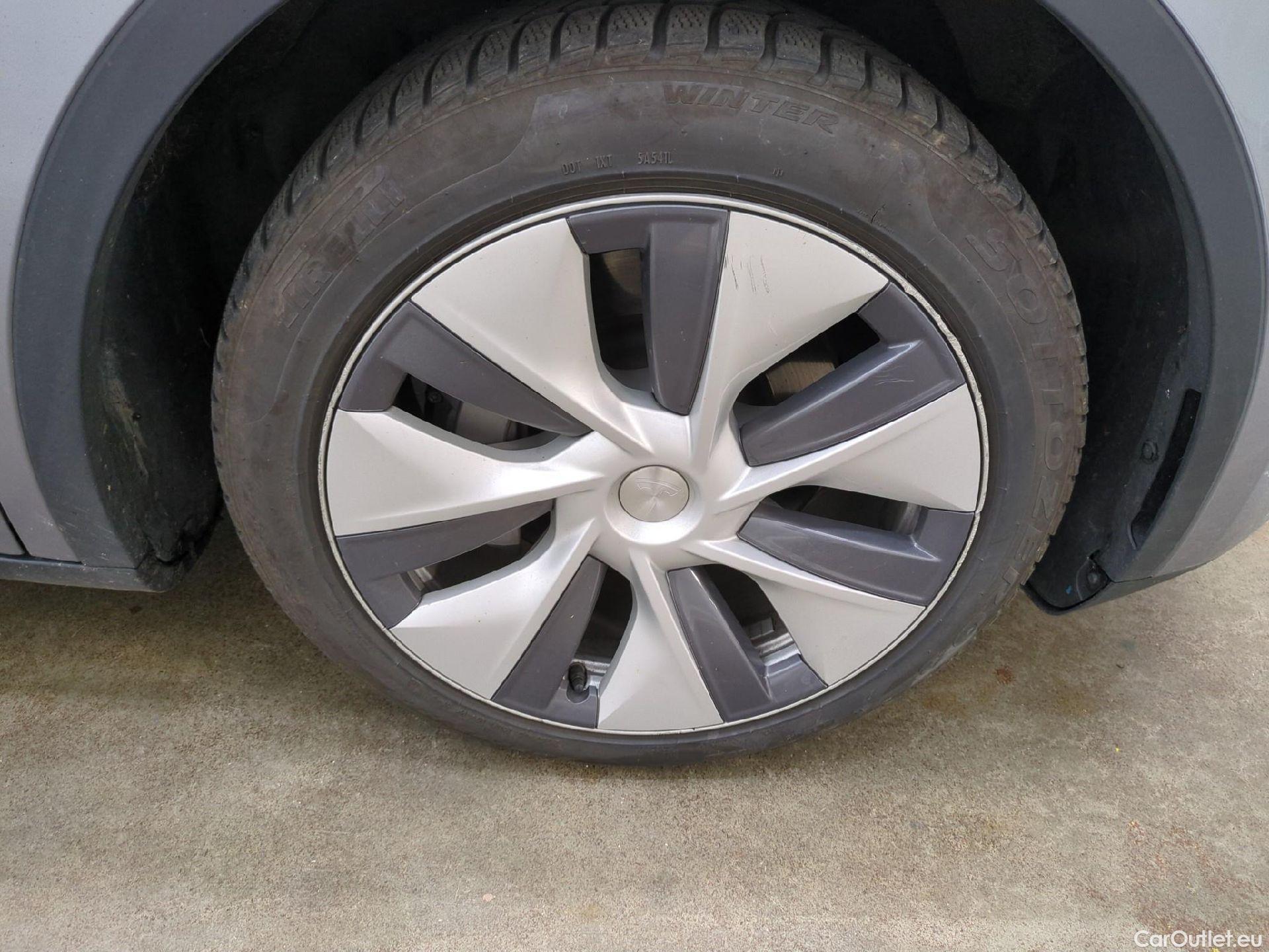  Tesla  Model Y TESLA  / 2020 / 5P / SUV Grande Autonomie Dual-Motor AWD #17