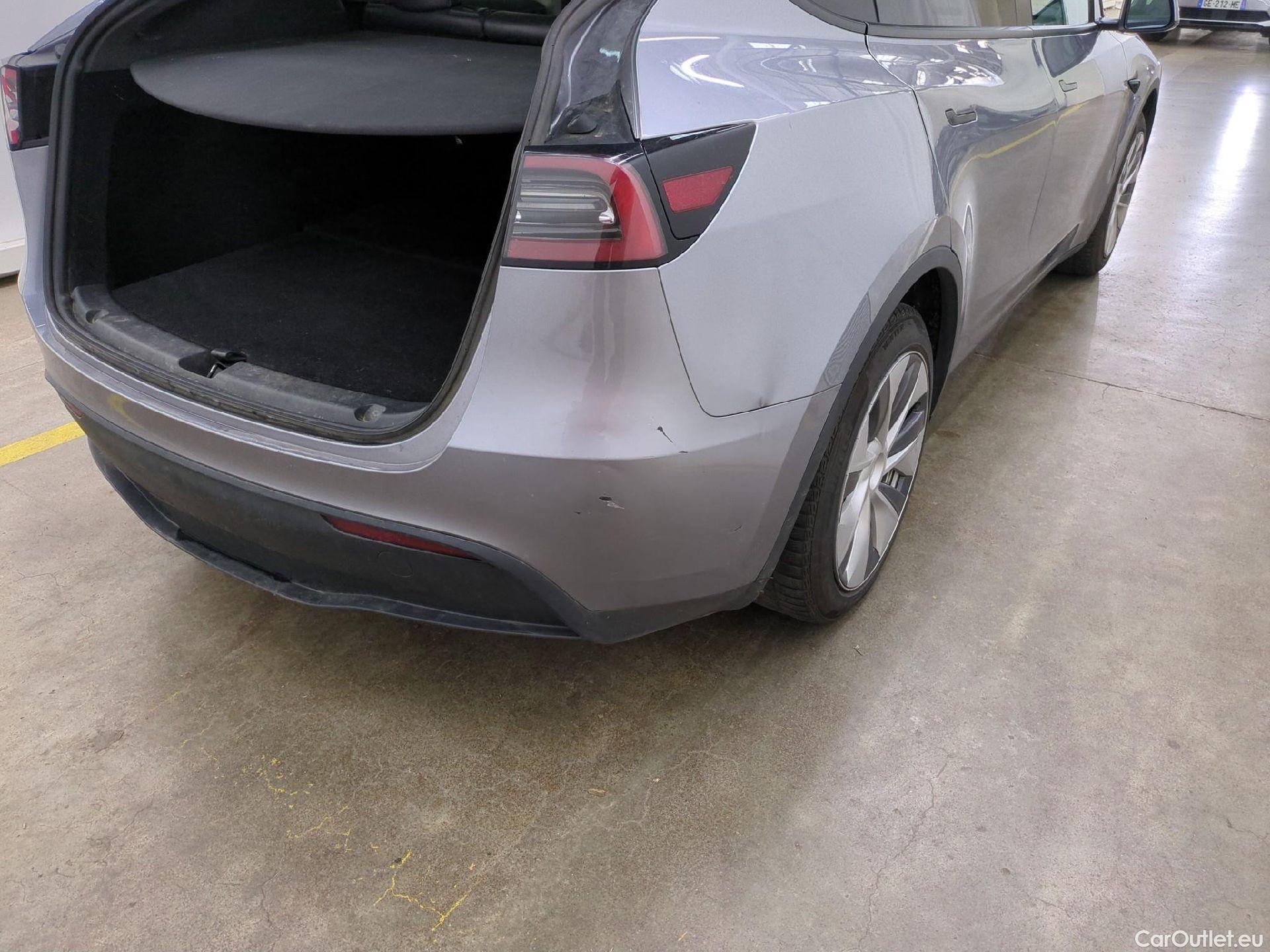  Tesla  Model Y TESLA  / 2020 / 5P / SUV Grande Autonomie Dual-Motor AWD #37