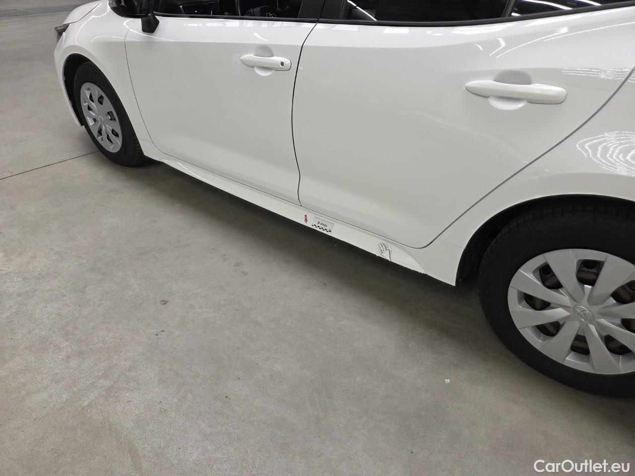  Toyota  Corolla 1.8 Hybrid Business HSD #2