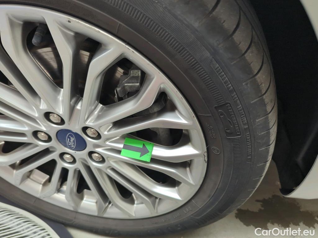  Ford  Mondeo 2.0 Hybrid Titanium ECVT #27