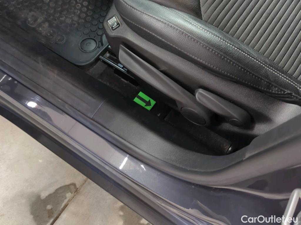  Jeep  Compass 1.3 T 150 CP Limited DDCT 2WD #3