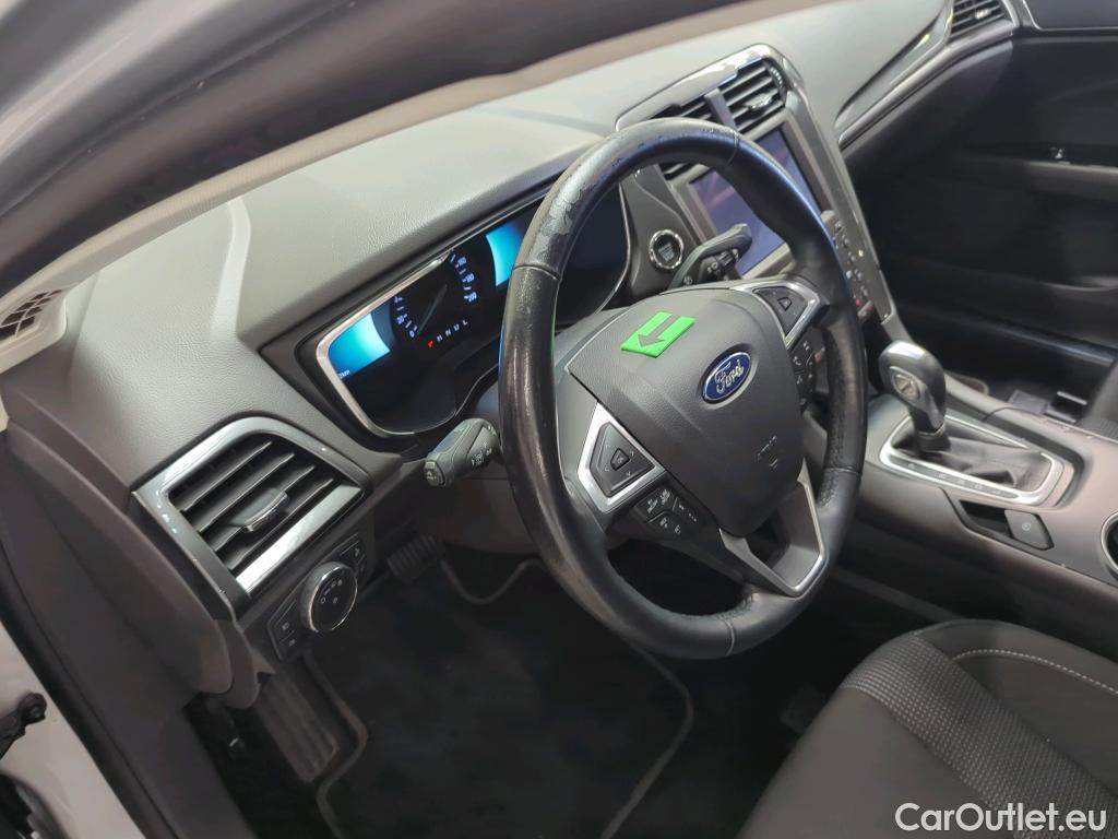  Ford  Mondeo 2.0 Hybrid Titanium ECVT #47