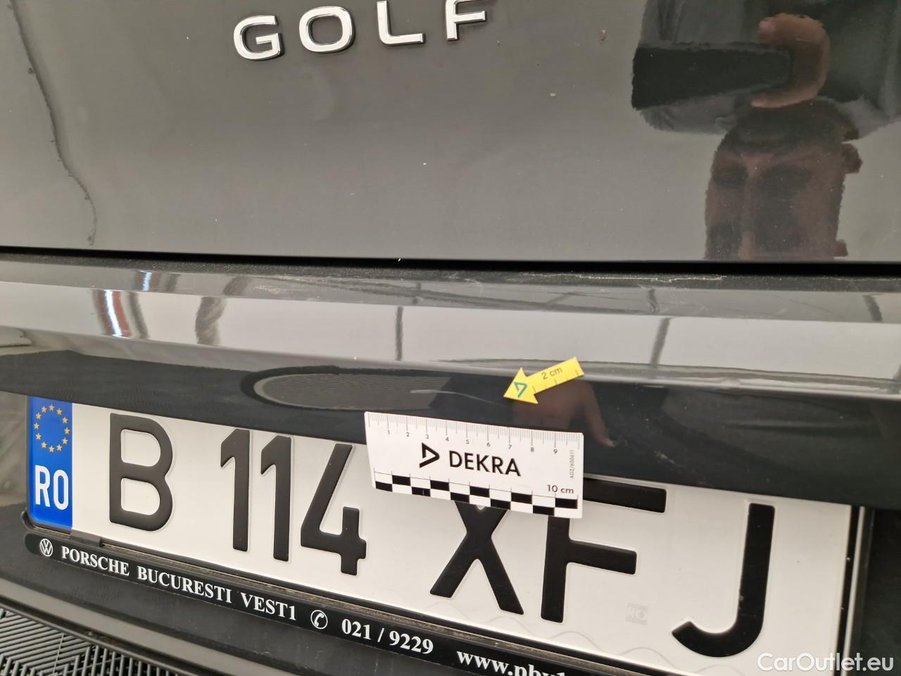  Volkswagen  Golf  Life 1.0 TSI #27